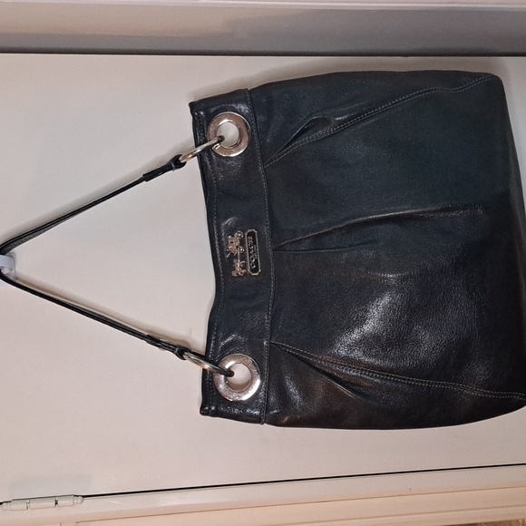 Coach Carriage Collection Soft Black Leather Shoulder & Crossbody  EUC - Picture 3 of 11